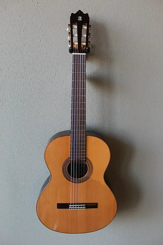 Brand new alhambra ziricote - 4z,