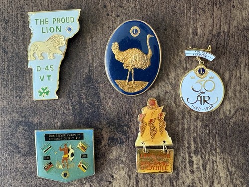 Vintage lions club badge - lions,