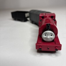 Thomas Trackmaster Skarloey train with matching Carriage. Battery operated TOMY