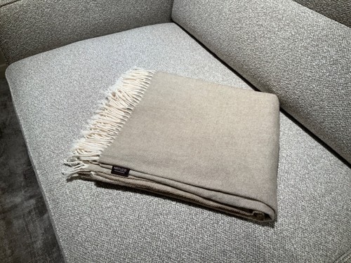 Natuzzi natural throw 130 x - natural,