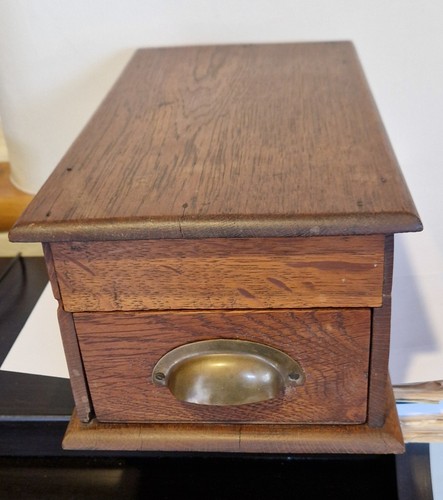 Antique oak cash - oak,