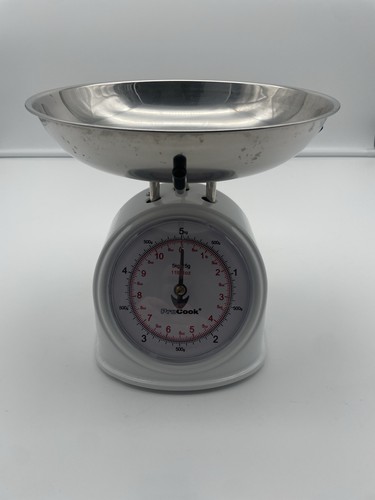 Traditional pro cook kitchen - traditional,