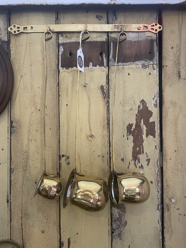 Set three brass measures - of, 3