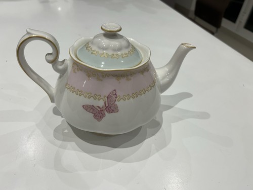 Royal albert favourite - albert,