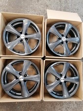 OZ Racing Vela 17x7J