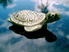 WADE PORCELAIN SMALL TURTLE