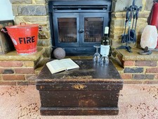 Old Pine Chest, Vintage Wooden Storage Trunk, Blanket Box, Coffee Table.
