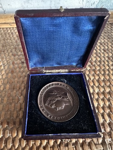 Queen victoria 1887 golden - victoria,