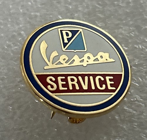 Vespa enamel badge - badge, scooter