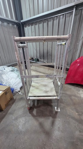 Aluminium towers various sizes - towers,