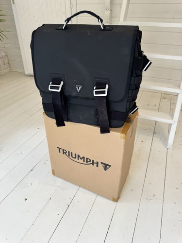 Triumph rugged pannier - triumph,