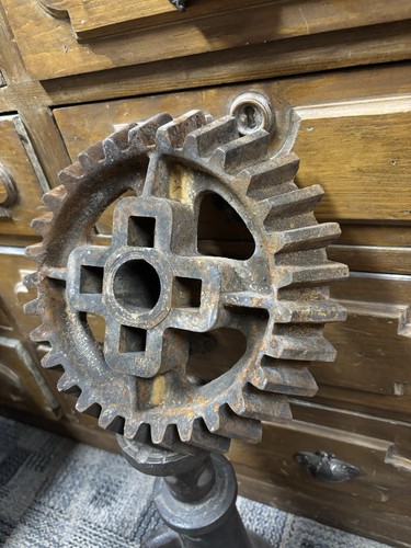 Antique cast iron - 10”, gear