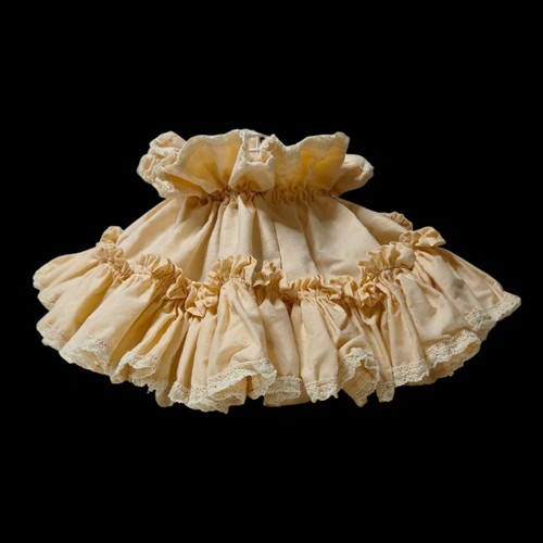 Vintage ruffled fabric - ruffled,