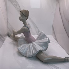 Nao by Lladro China Figure