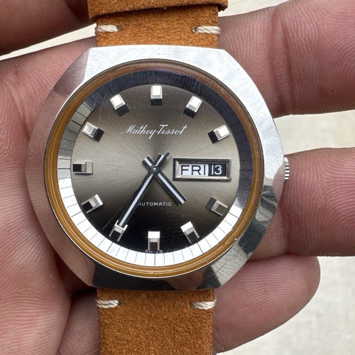 Mathey tissot day - mathey, date