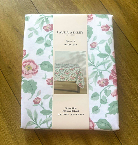 Laura ashley alyworth - laura,