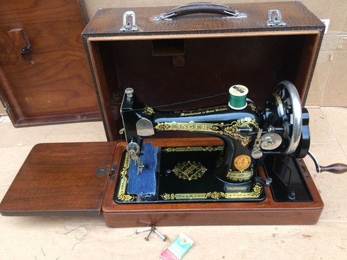 Beautiful singer 28k - singer,