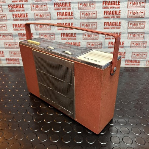 Vintage radio ultra - radio,