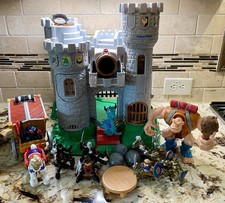 VTG 1994 COMPLETE Fisher Price Great Adventures Castle +Royal Coach Giant Dragon