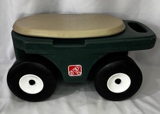 2 STEP ROLLING GARDEN HOPPER