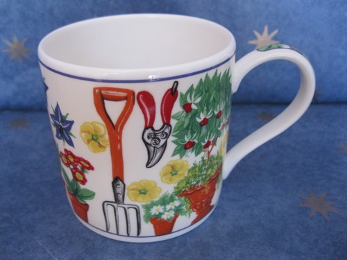 Wedgwood fuchsia bone china - fuchsia,