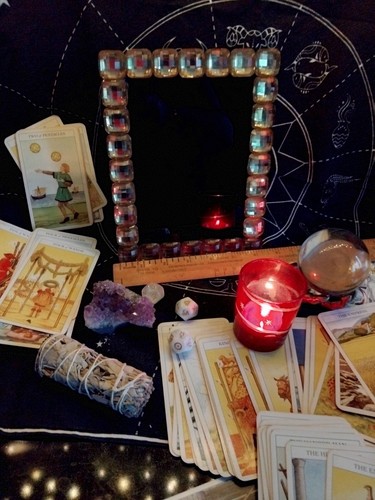 Black scrying mirror - scrying,