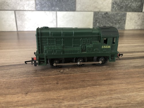 Triang r152 shunter - triang,