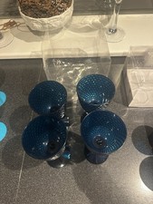 Set of 4 Blue Diamond-Pattern Wine / Cocktail Glasses – Durable Plastic –Party