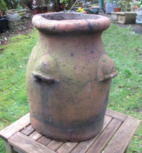 Old vintage clay - clay, vented