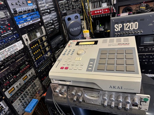 Akai mpc2000 mpc 2000 - akai,
