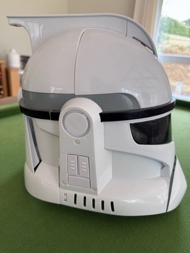 Star wars stormtrooper helmet - star,