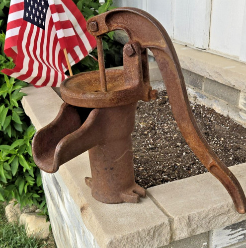 Antique water pump cast iron - water,