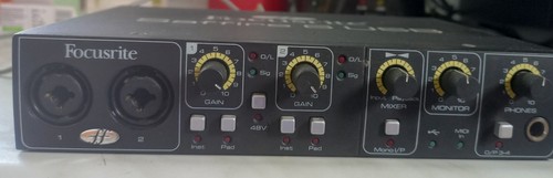 Focusrite saffire usb - 6,