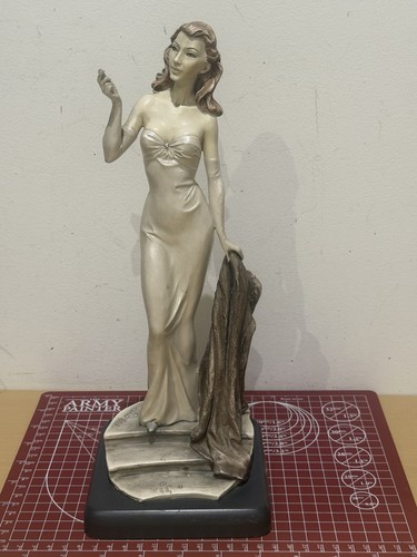 Vittorio tessaro lady figurine - tessaro,