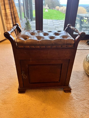 Antique piano stool - , with