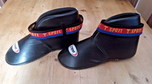 Sport kickboxing sparring - t.,