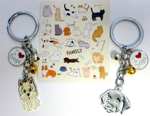 Love dogs keyring with - i,