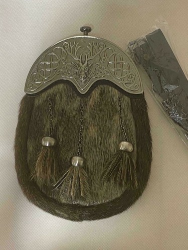 Scottish kilt sporrans seal - sporrans,