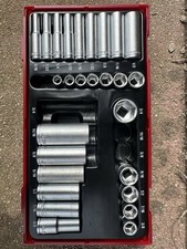 1/4" & 3/8" SOCKET SET 12 PT