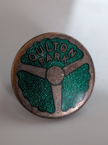 Vintage oulton park racing - oulton,