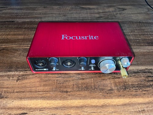 Focusrite scarlett 2i2 - focusrite,