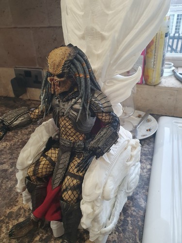 Scale predator bone - predator,