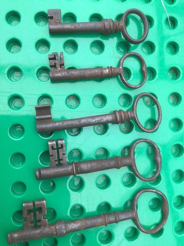 Vintage keys job lot iron - , iron/