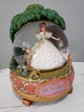 Disney Enchanted Snow Globe With Giselle And Animal Friends