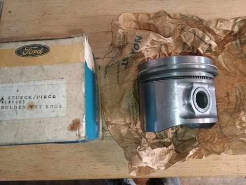 Genuine engine piston std - std,