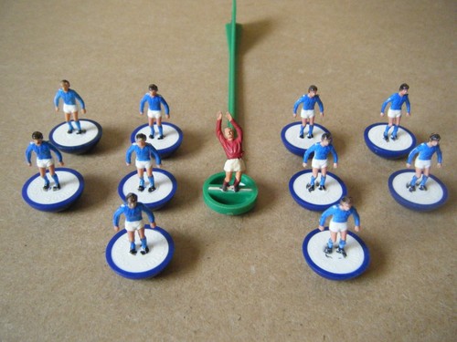 Subbuteo blue white - subbuteo, "blue