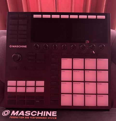 Native instruments maschine - instruments,