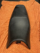 Honda VFR 750 F - Seat