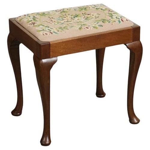 Lovely piano dressing table - lovely,