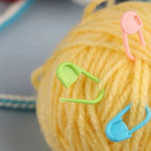 Locking stitch markers for - stitch,